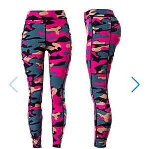 Pop Fit size small camo leggings with pockets